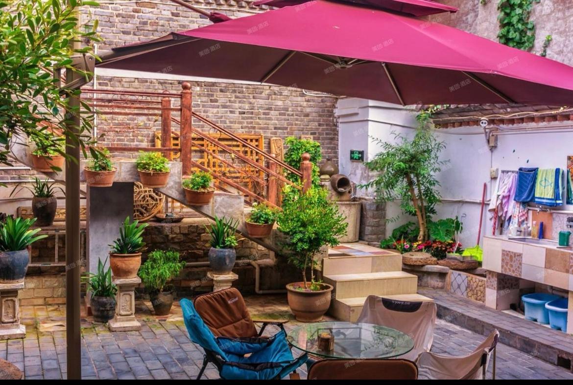 October Inn Lijiang  Exterior foto