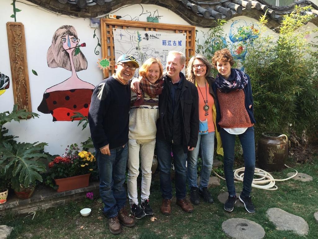 October Inn Lijiang  Exterior foto
